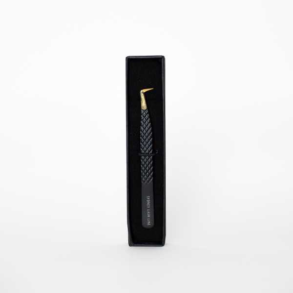 90 Degree Boot Tweezer | The Premium Lash Tweezers