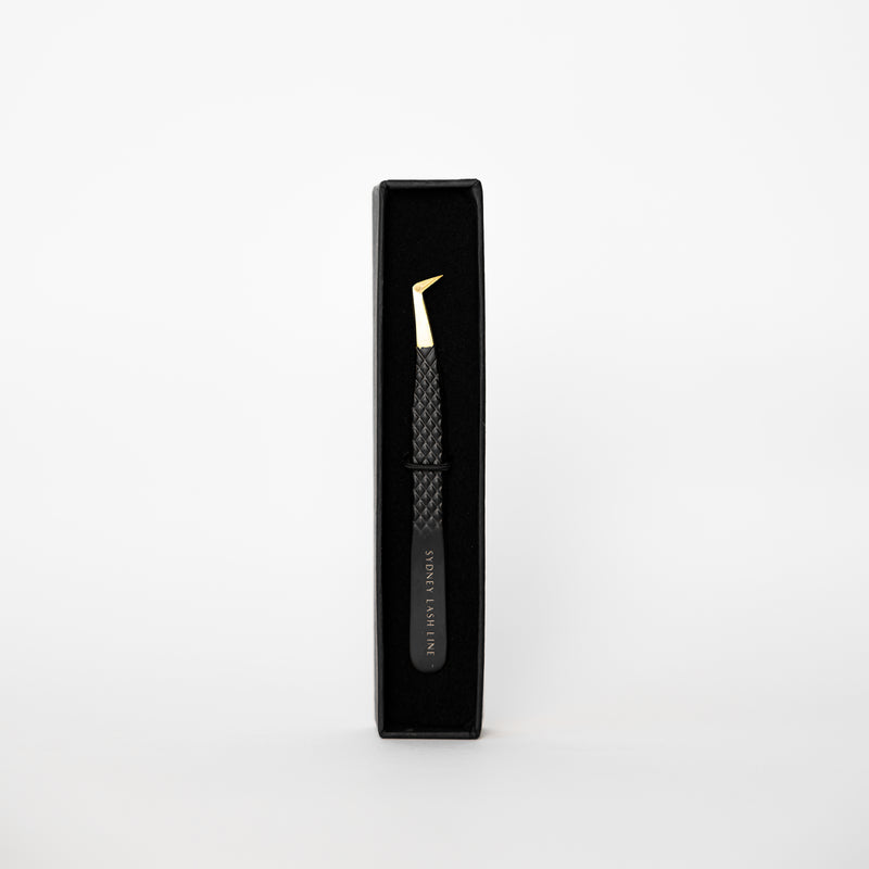 Curved Boot Tweezer | The Premium Lash Tweezers